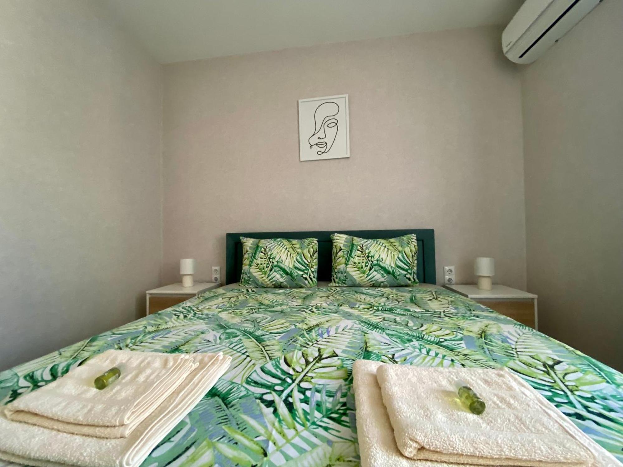 Avrora Suite Varna Extérieur photo